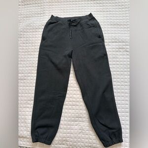 Lululemon Black women’s Jogger Pants